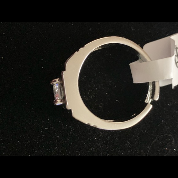 Ring Sterling Silver - Picture 2 of 8